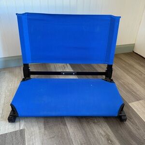 The Stadium Chair Folding Stadium Chair Seat / Deluxe Wide